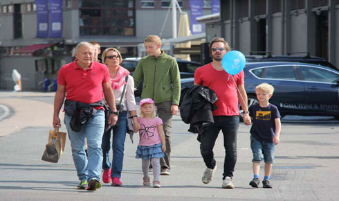 Havnelangs 15. juni Havnelangs 15. juni
