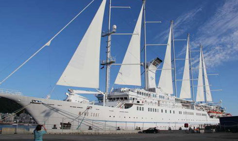 Verdens største cruiseseilskip Verdens største cruiseseilskip