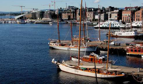 Oppgraderer Rådhusbrygge 1