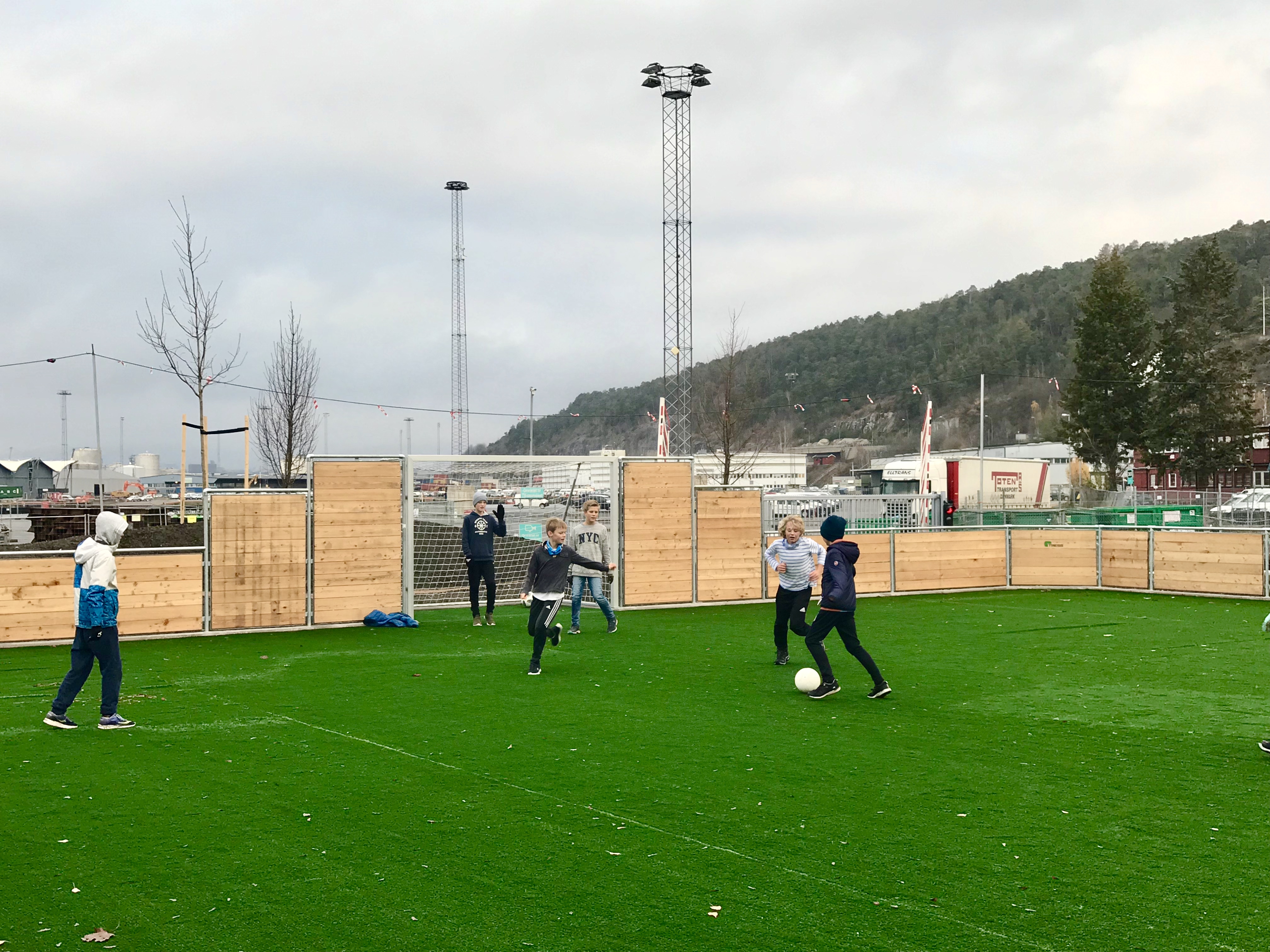 Elever testet aktivitetspark på Ormsund Elever testet aktivitetspark på Ormsund