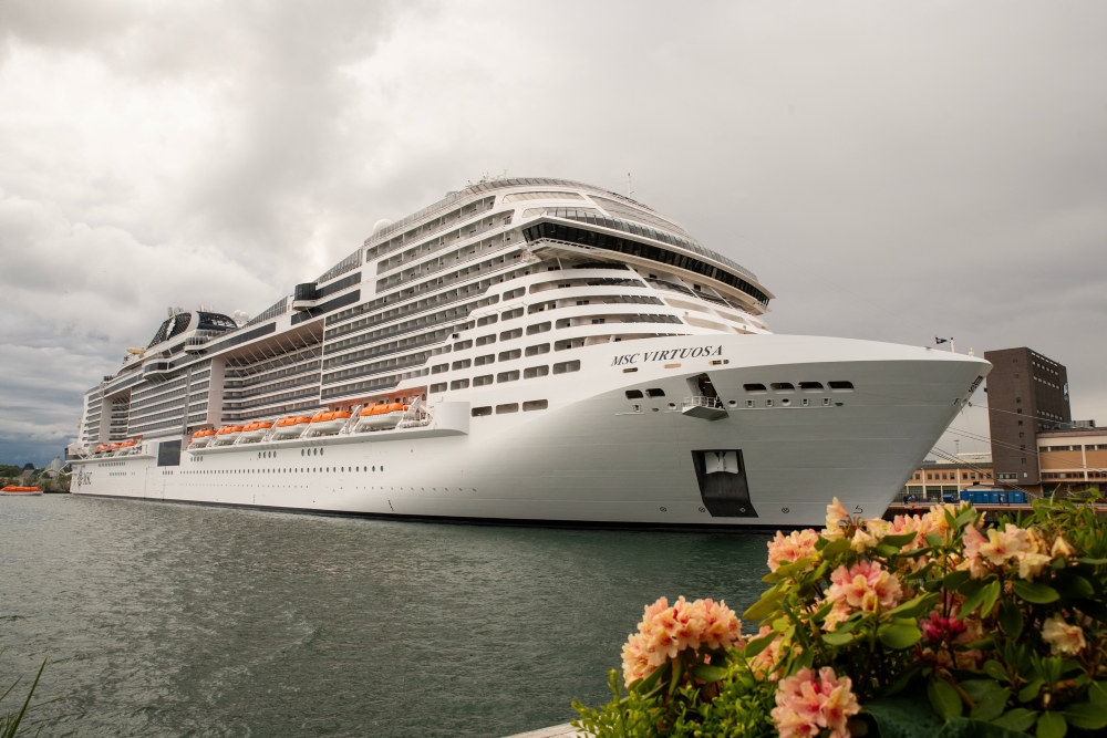 MSC Virtuosa ved FIlipstadkaia 010622
