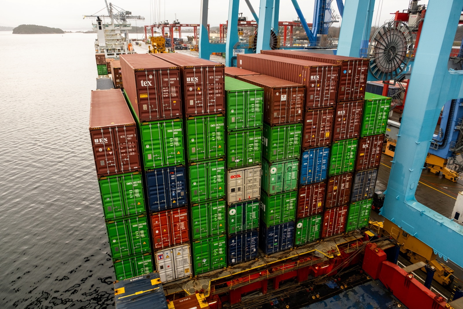 Bildet er tatt i forbindelse med JR Shipping sitt skip Energizer sitt 500. anløp til Oslo.